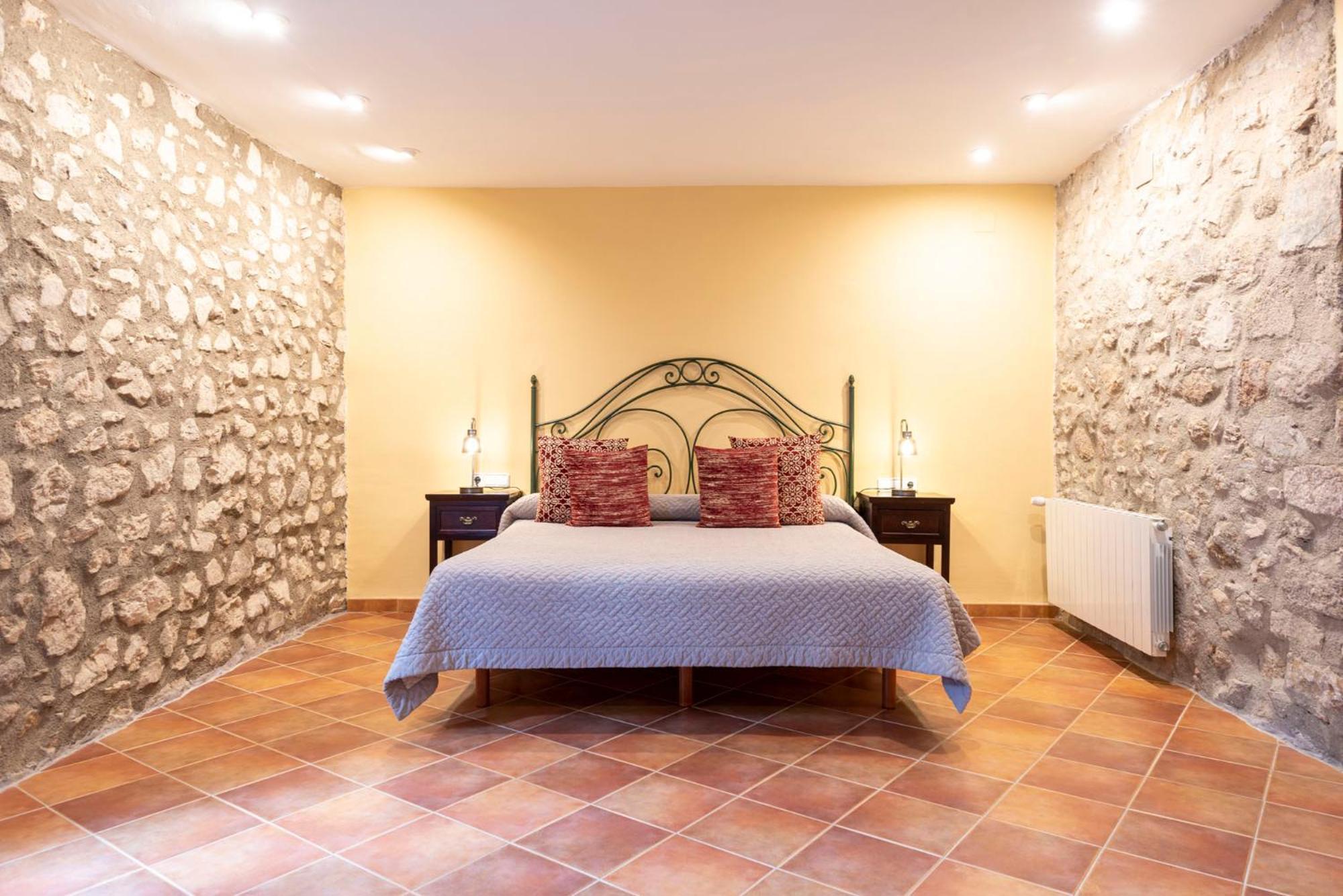 Hostal Can Xicu Capmany ภายนอก รูปภาพ
